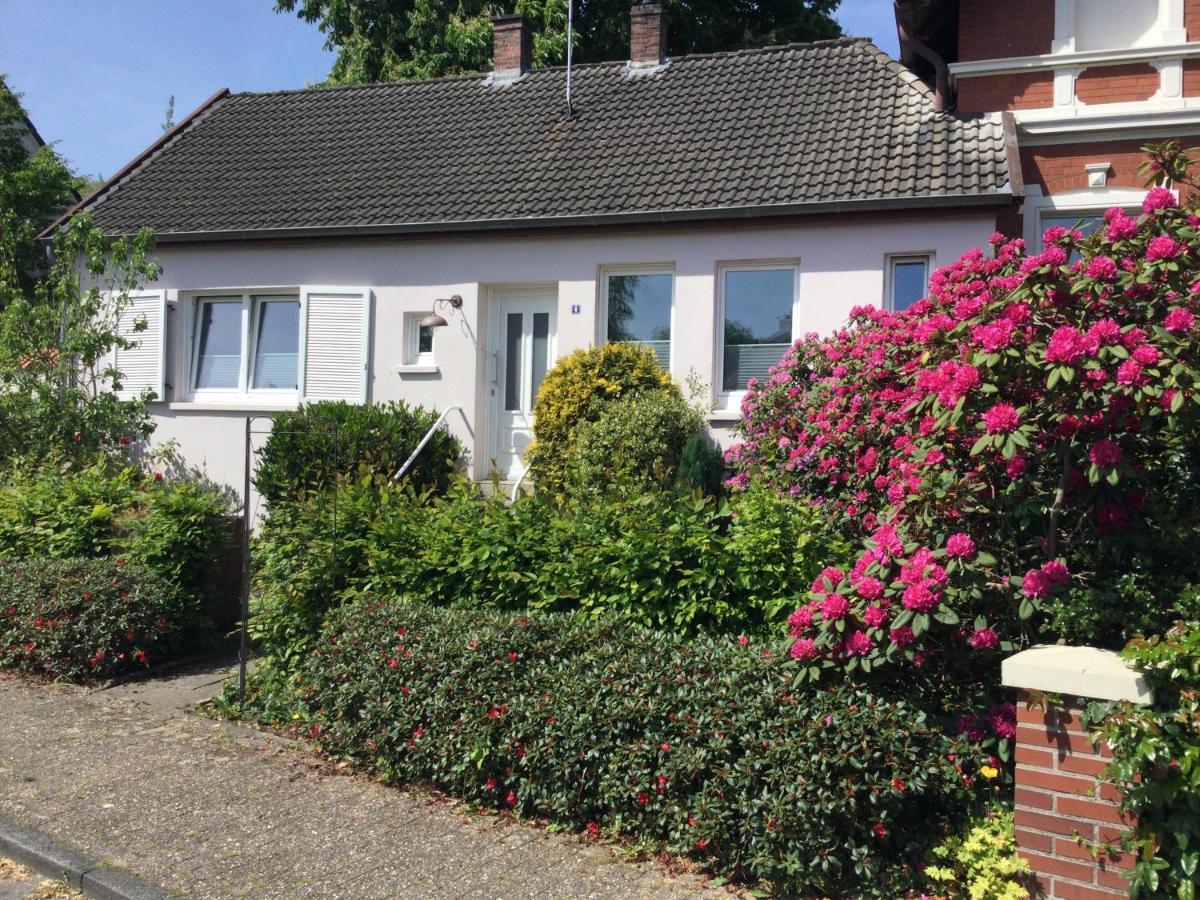 Ferienhaus Us Luett Hus Und Das Zimmer Linde Im Haupthaus أولدنبورغ المظهر الخارجي الصورة