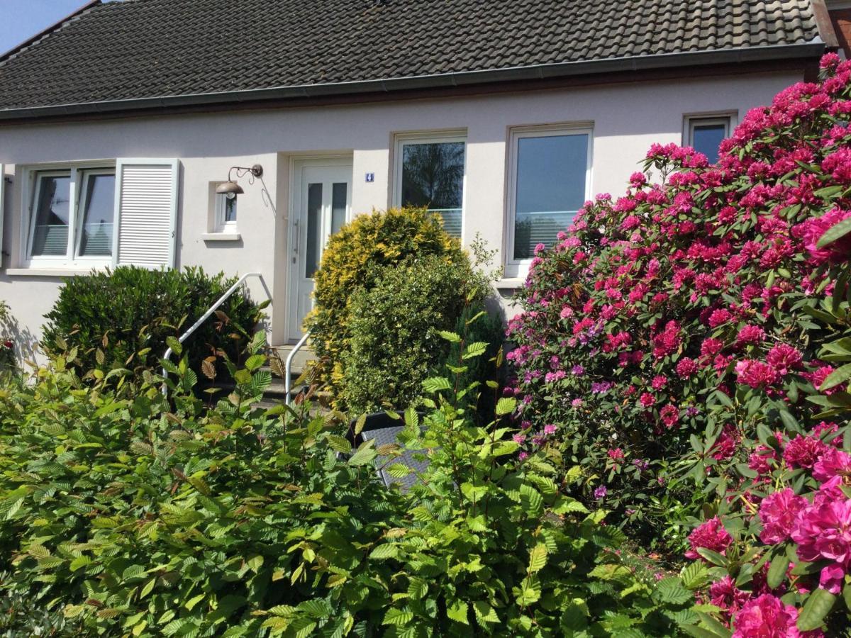 Ferienhaus Us Luett Hus Und Das Zimmer Linde Im Haupthaus أولدنبورغ المظهر الخارجي الصورة