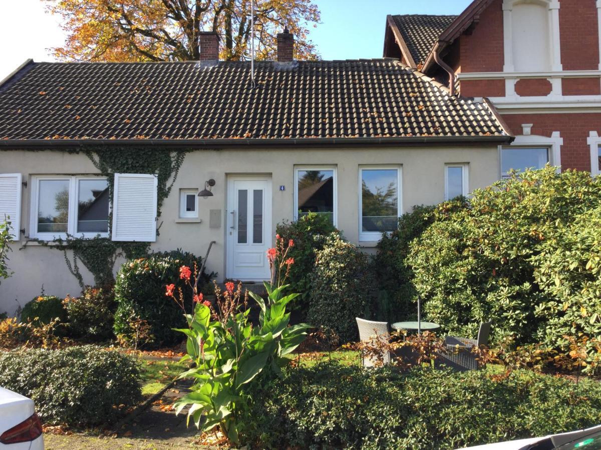 Ferienhaus Us Luett Hus Und Das Zimmer Linde Im Haupthaus أولدنبورغ المظهر الخارجي الصورة